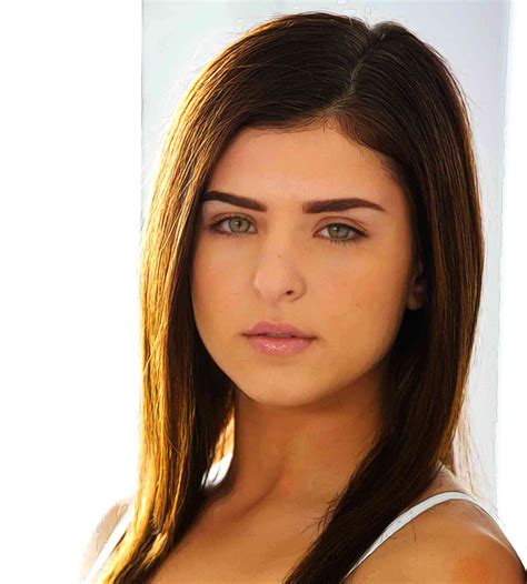 leaha gotti|Leah Gotti: Bio, Height, Weight, Age, Measurements